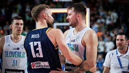 星空体育中国-【欧锦赛球员观察②】东契奇急需反弹 小萨无地自容