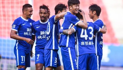 星空体育官网入口-复制恒大？三镇淡看领骑衫 将帅齐声：牢记脚踏实地